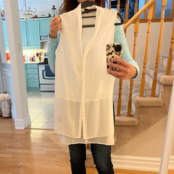 White sheer, sleeveless tunic - Picture 5 of 5